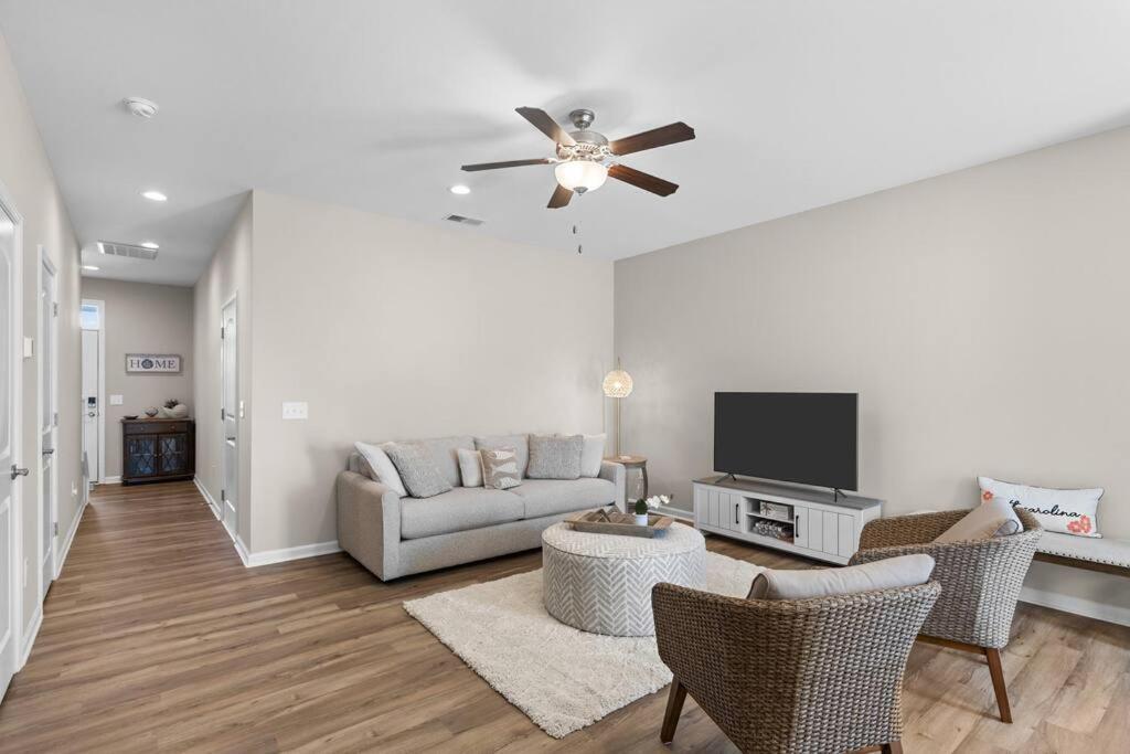 Вилла Beau Coast Getaway Beaufort Экстерьер фото