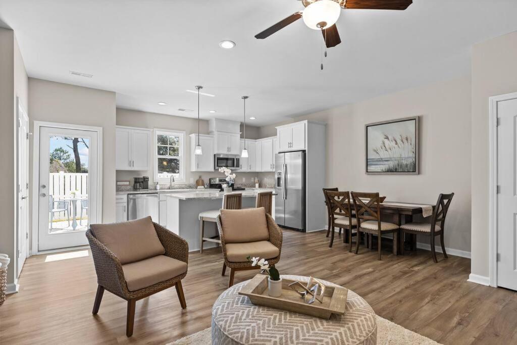 Вилла Beau Coast Getaway Beaufort Экстерьер фото